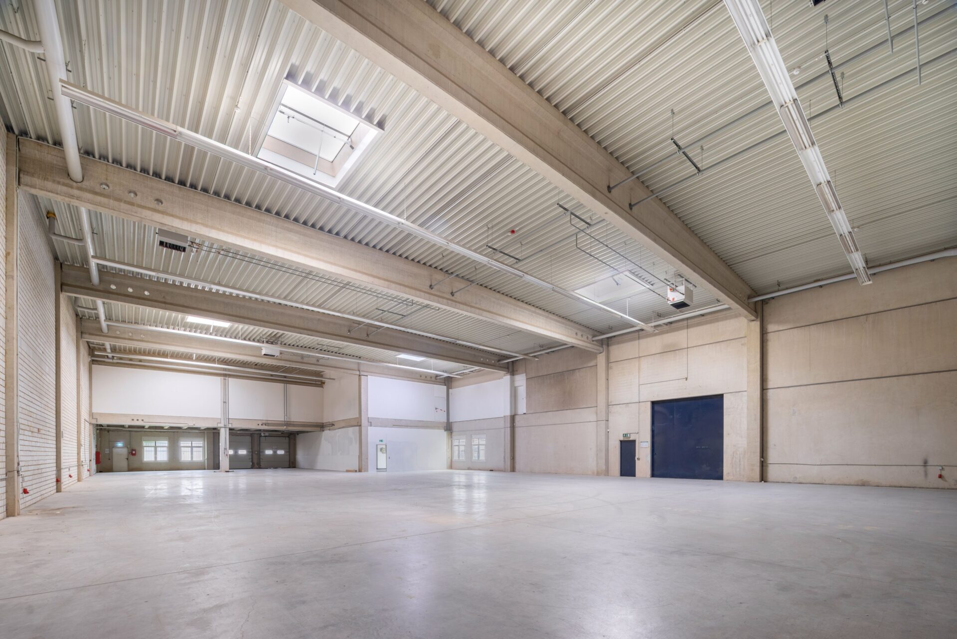 Sofort anmieten und loslegen: 1500 m² in urbaner Lage - Mileway Germany GmbH