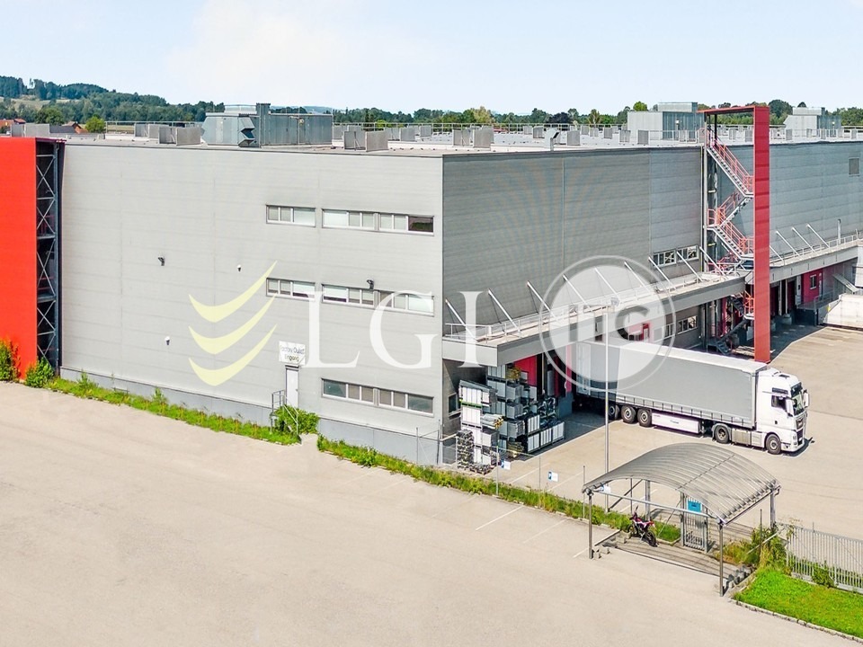 Lagerflächen im "3-Länder-Eck" | 8000 m² in Reichersberg (teilbar ab 500 m²) - LGI Logistics Group International GmbH