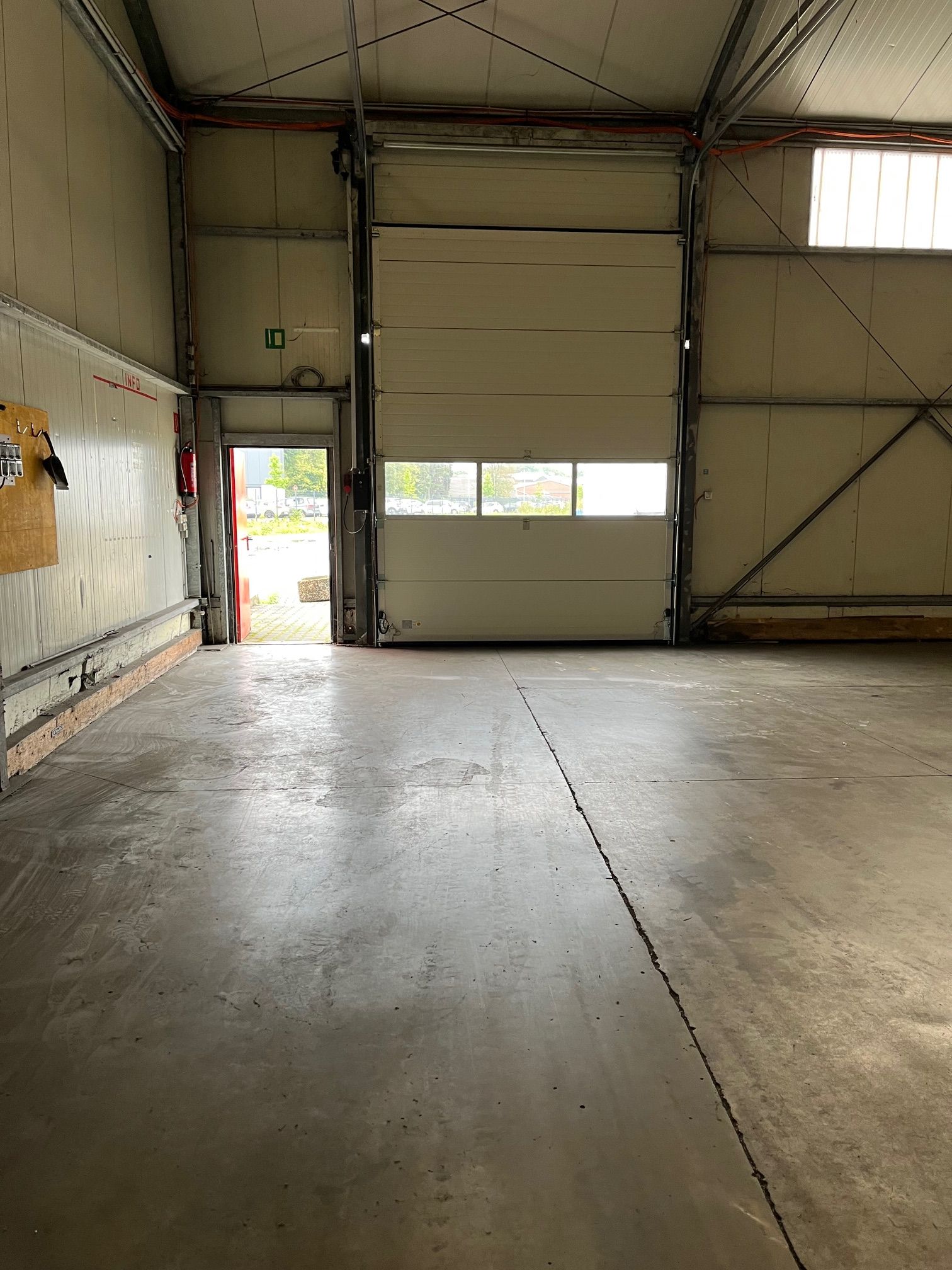 Kontraktlogistik in 47809 Krefeld mit 1.000 qm mieten - Picture 3 - BETA Warehousing GmbH Kontraktlogistik in 47809 Krefeld mit 1.000 qm mieten - Picture 3 - BETA Warehousing GmbH