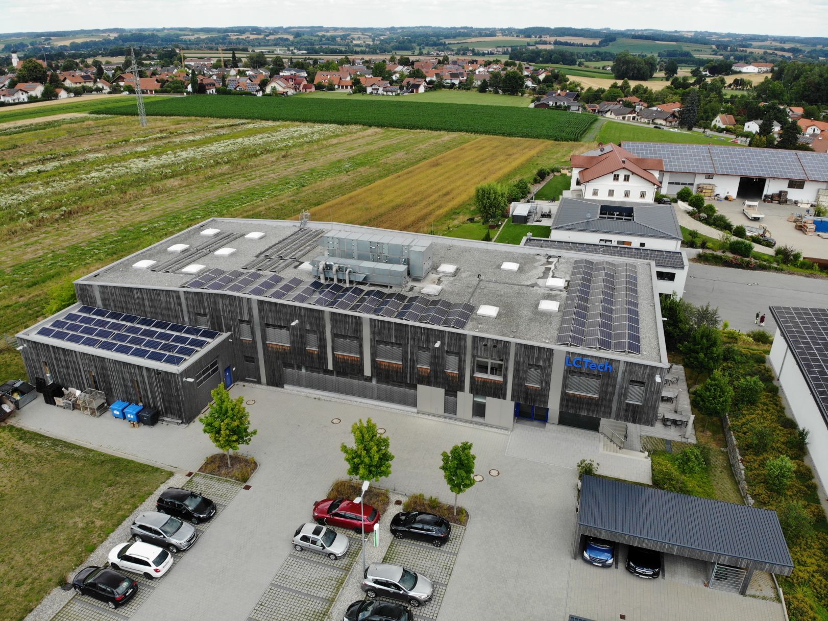 Purealis erwirbt im Rahmen eines Sale-and-Leasebacks eine Light-Industrial-Immobilie in Obertaufkirchen