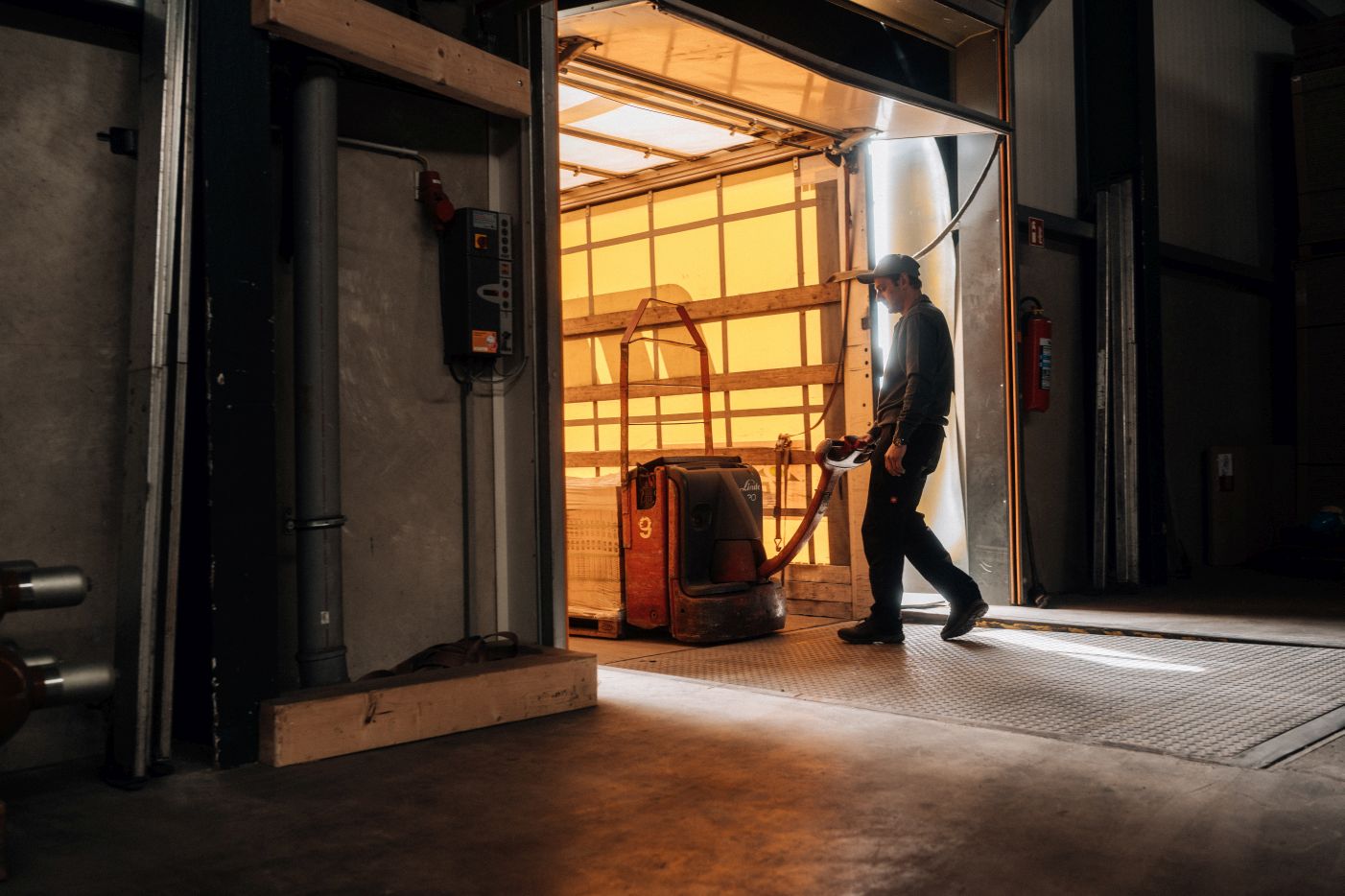 Kontraktlogistik in 97337 Dettelbach mit 8000 qm - Bild 2 - Leopold Michel GmbH