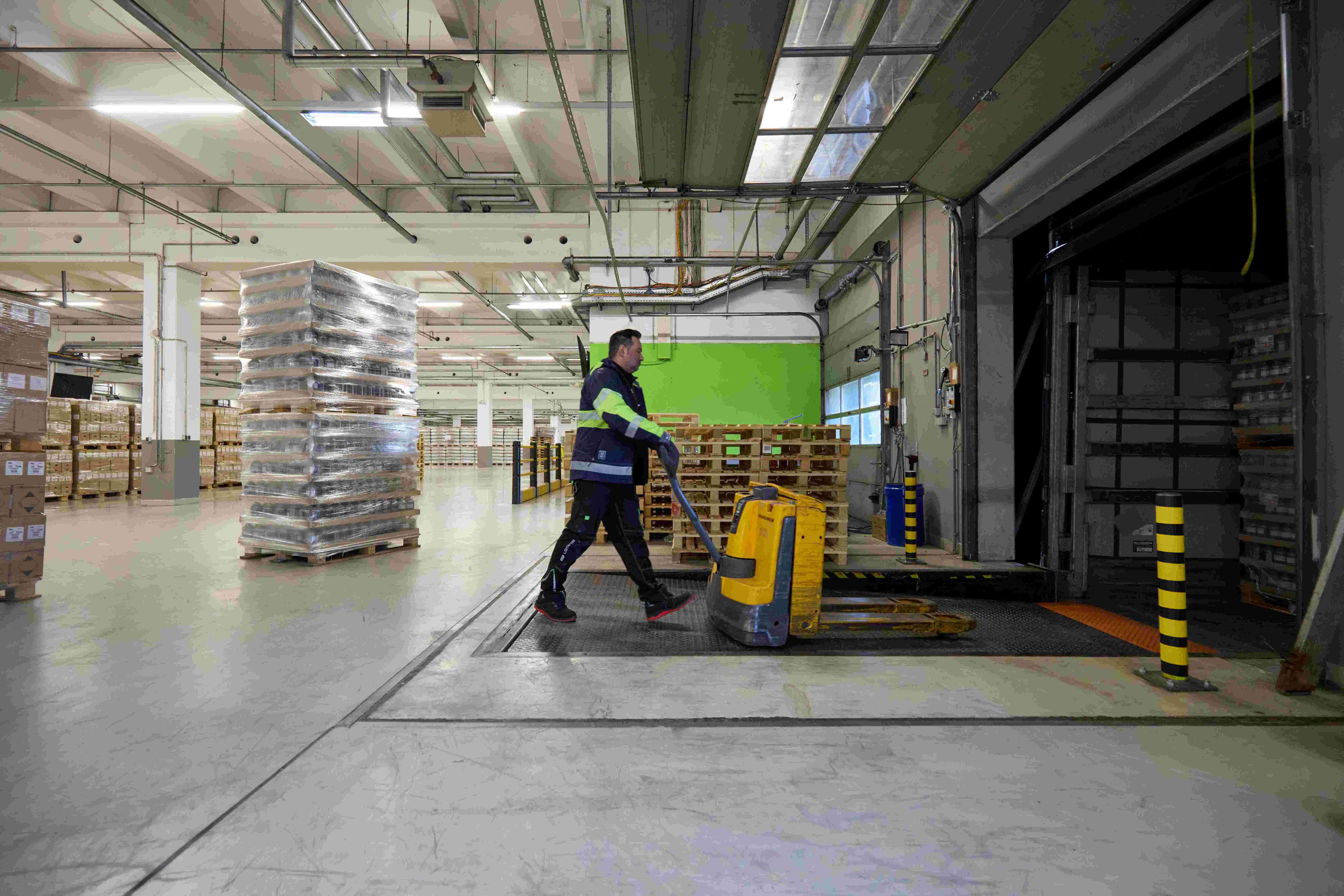 Freie Palettenstellplätze in 64646 Heppenheim - Bild 8 - Logwin Solutions Logistik GmbH Freie Palettenstellplätze in 64646 Heppenheim - Bild 8 - Logwin Solutions Logistik GmbH