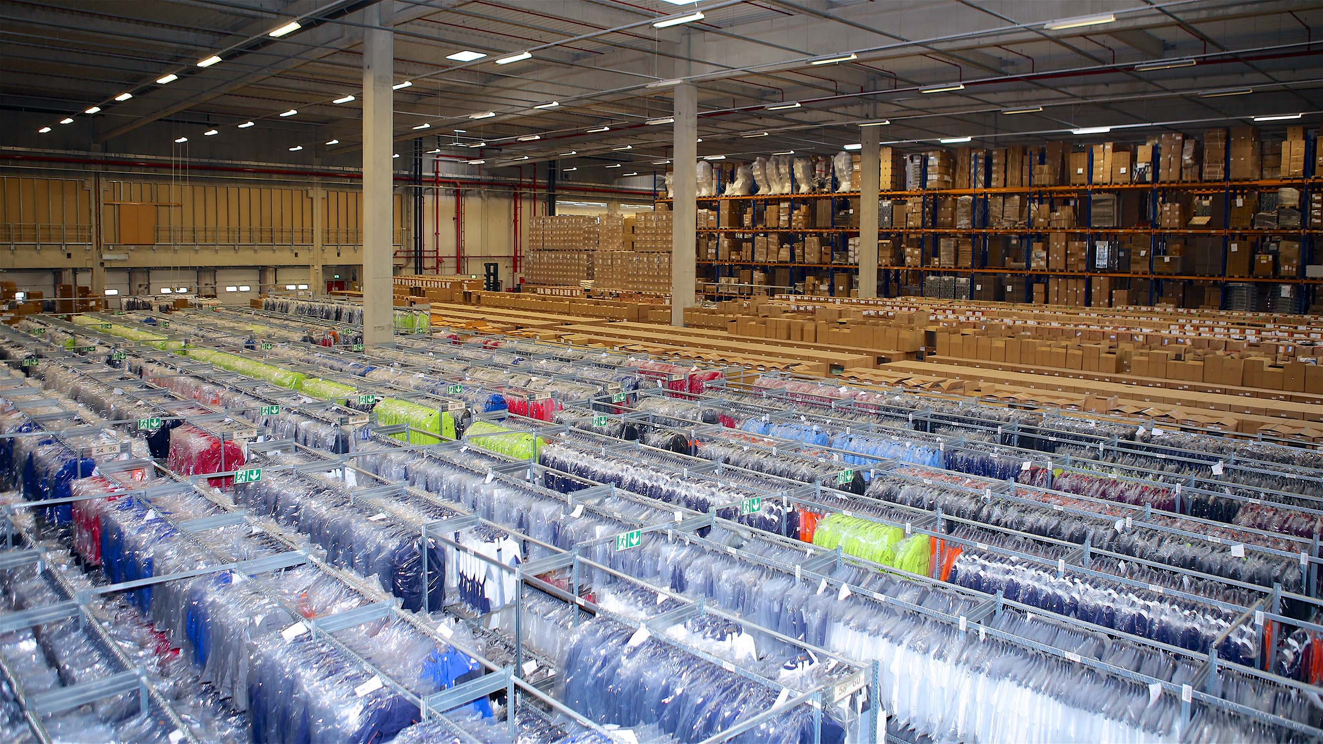 Skalierbare Lagerflächen mit Automatisierung (AutoStore) und Full-Service E-Commerce-Logistik – von Warenannahme über Verpackung bis Retouren-Management - Bild 4 - BARTH+CO KONTRAKTLOGISTIK GmbH & Co. KG