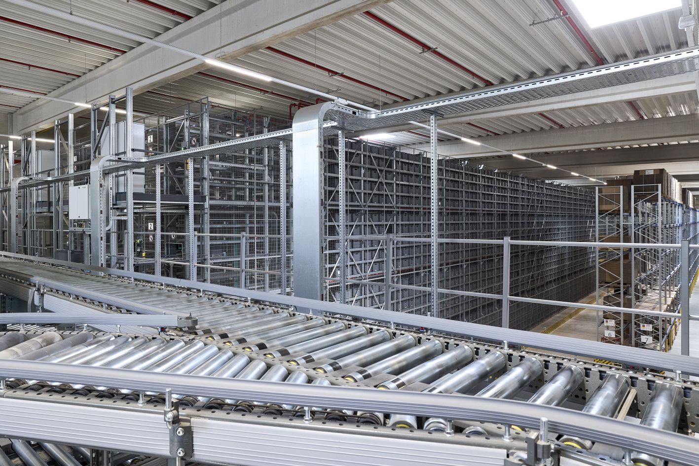 Kontraktlogistik in Niederzier mit 30.000 qm Lagerfläche - Bild 4 - Hammer GmbH & Co. KG Kontraktlogistik in Niederzier mit 30.000 qm Lagerfläche - Bild 4 - Hammer GmbH & Co. KG