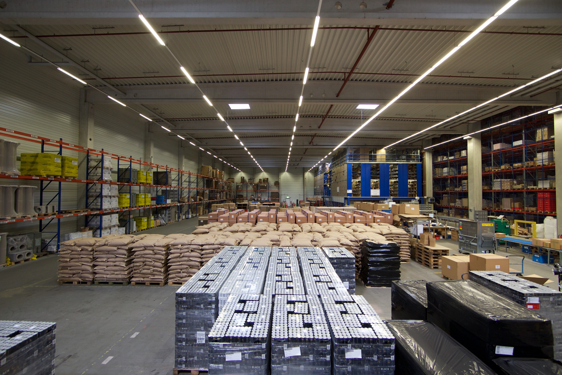 Kontraktlogistik, Logistikflächen, Lagerflächen 4.000 m² in Osterrönfeld - Bild 3 - 17111 Logistik GmbH Kontraktlogistik, Logistikflächen, Lagerflächen 4.000 m² in Osterrönfeld - Bild 3 - 17111 Logistik GmbH