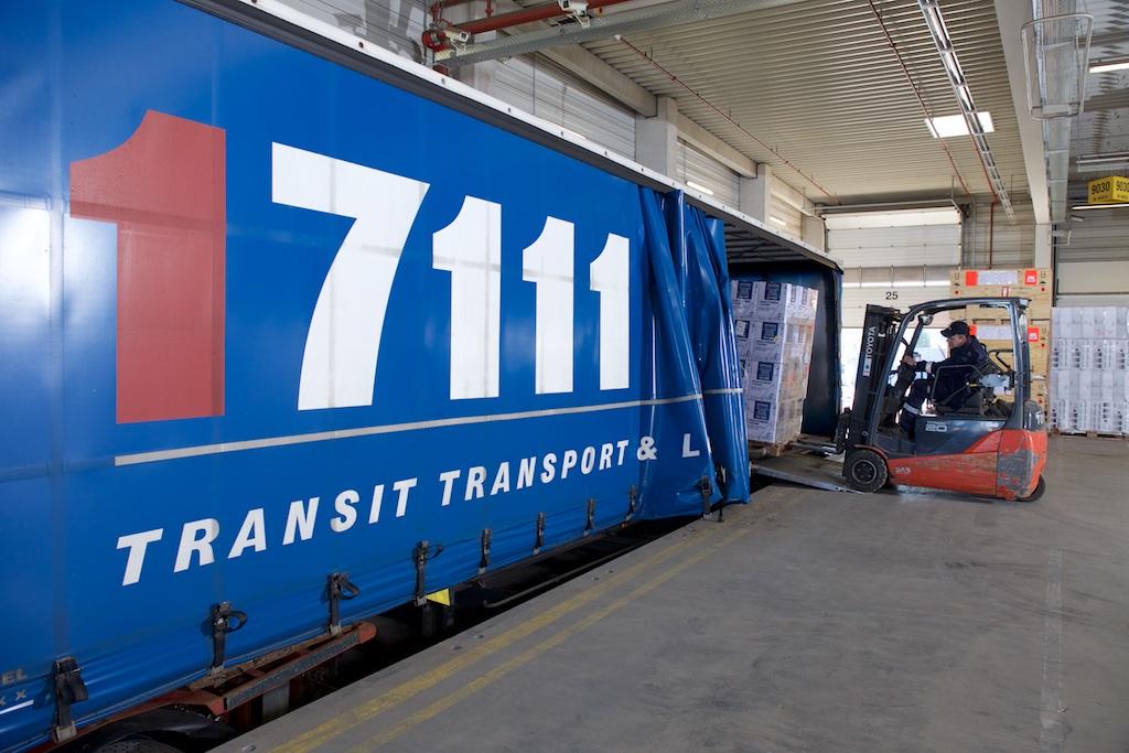 Kontraktlogistik, Logistikflächen, Lagerflächen 4.000 m² in Osterrönfeld - Bild 9 - 17111 Logistik GmbH Kontraktlogistik, Logistikflächen, Lagerflächen 4.000 m² in Osterrönfeld - Bild 9 - 17111 Logistik GmbH