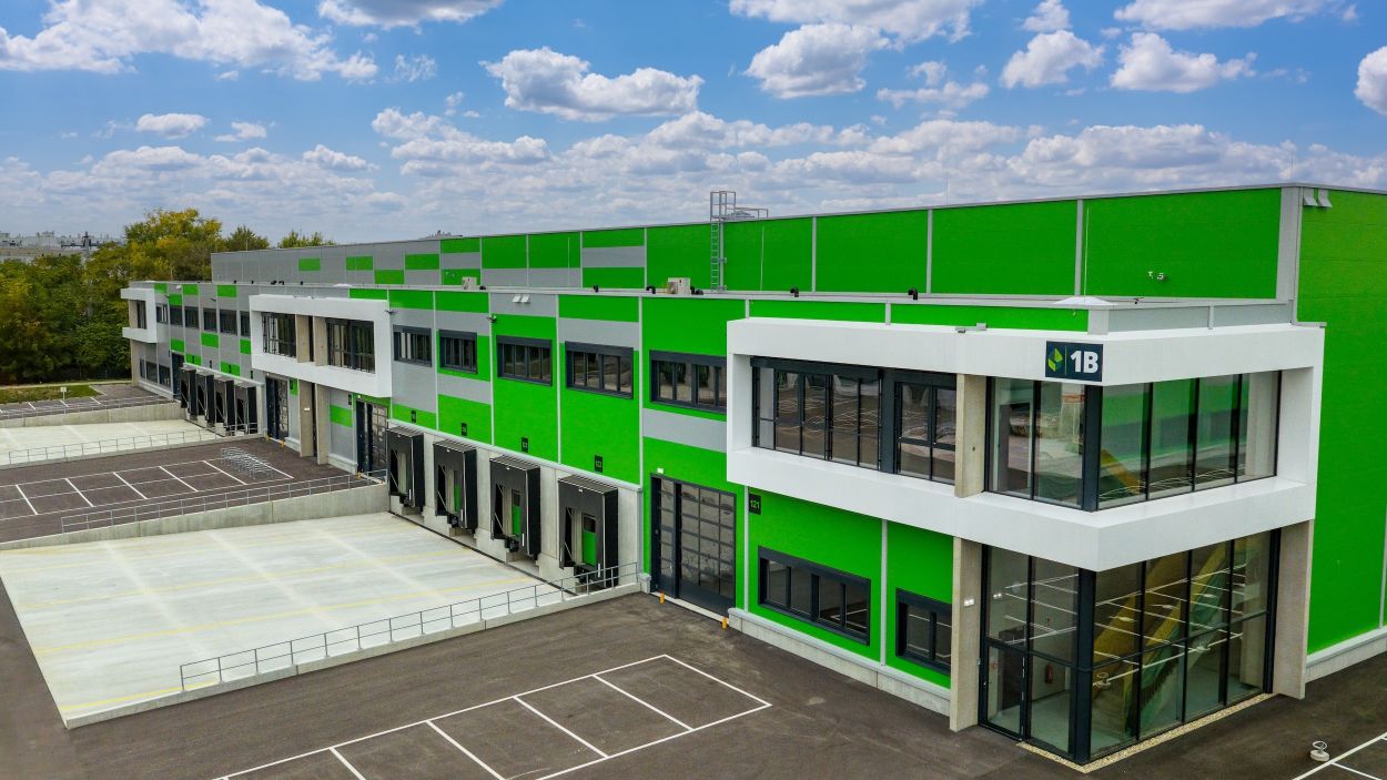 Paper Republic und RYX Holding siedeln sich als neue Nutzer im MLP Business Park Wien an. Copyright: MLP Group