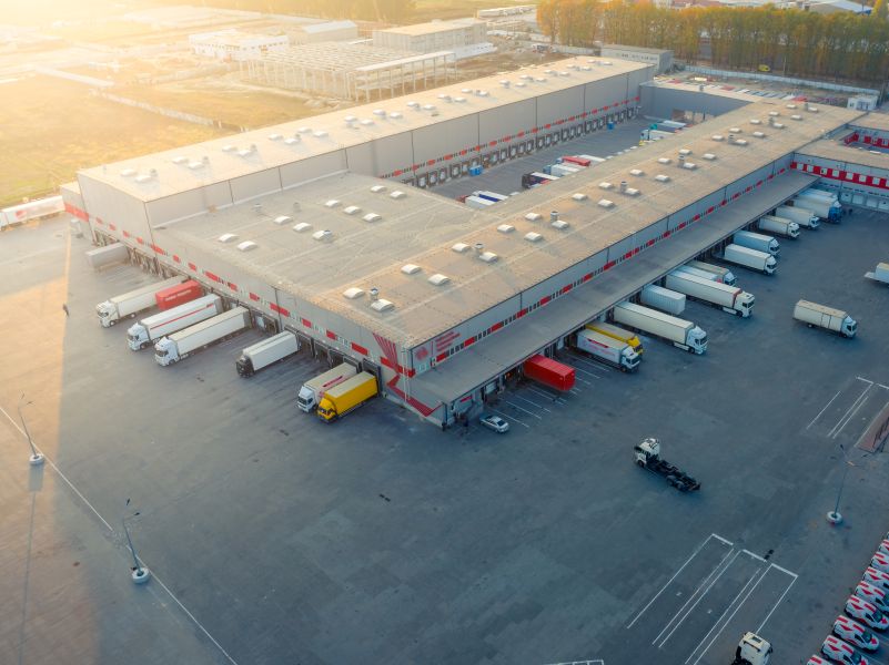 Umschlagslager, Warehouse Umschlagslager, Lager Umschlagslager, Logistikfläche Umschlagslager