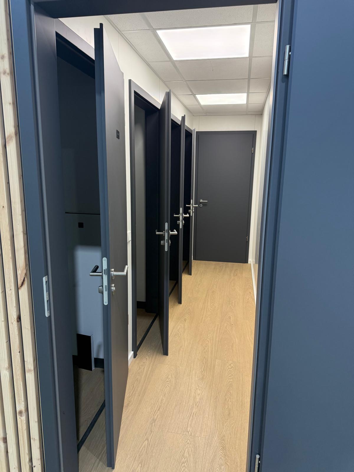 Moderne 2.500 m² Lager-/Produktionshalle | Lithium-Ionen Lagerung genehmigt | Rampen | Büro optional - Bild 6 - MH90 – Gewerbehalle für Industrie | Handwerk | Service Moderne 2.500 m² Lager-/Produktionshalle | Lithium-Ionen Lagerung genehmigt | Rampen | Büro optional - Bild 6 - MH90 – Gewerbehalle für Industrie | Handwerk | Service