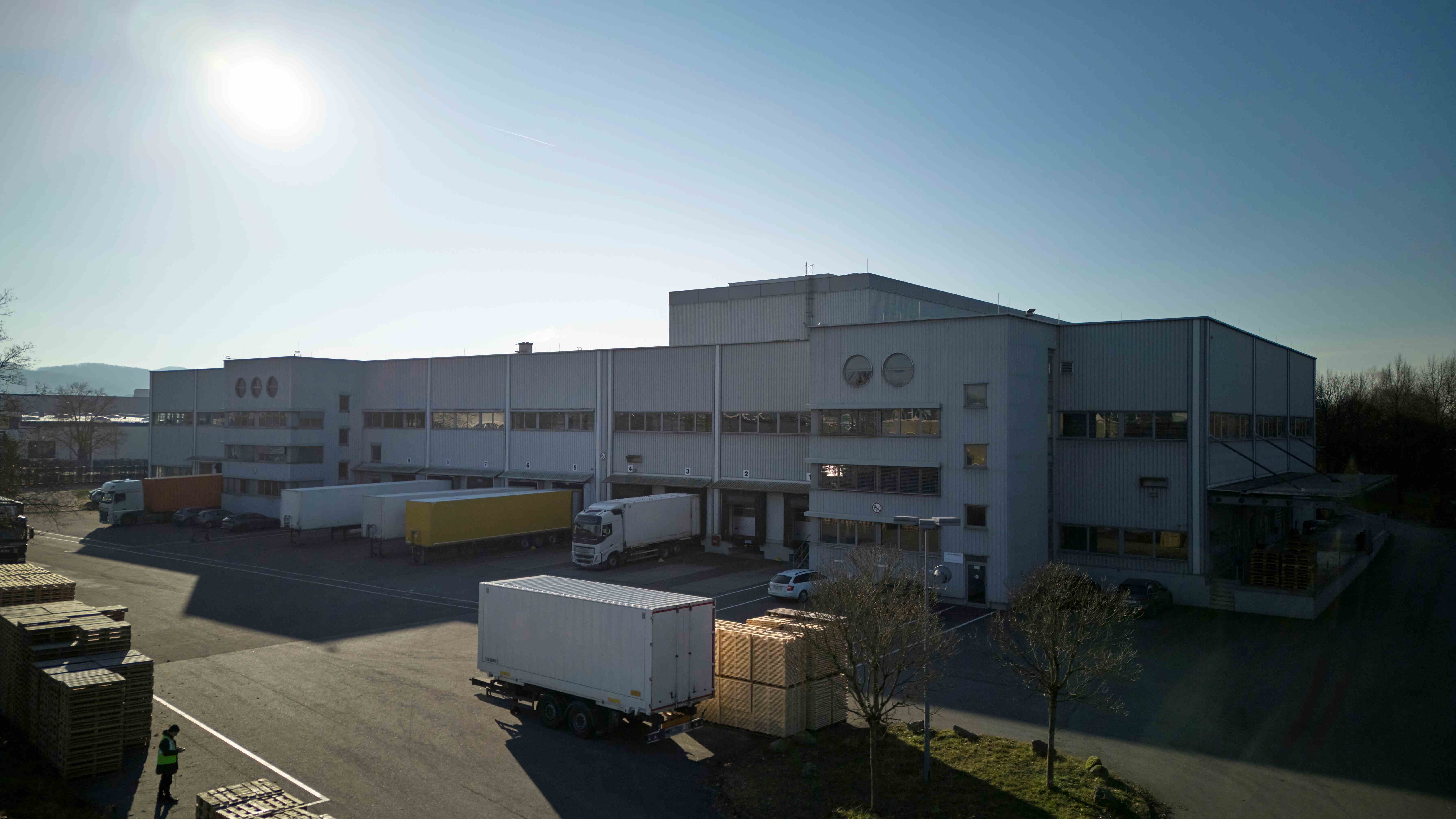 Freie Palettenstellplätze in 64646 Heppenheim - Bild 3 - Logwin Solutions Logistik GmbH Freie Palettenstellplätze in 64646 Heppenheim - Bild 3 - Logwin Solutions Logistik GmbH