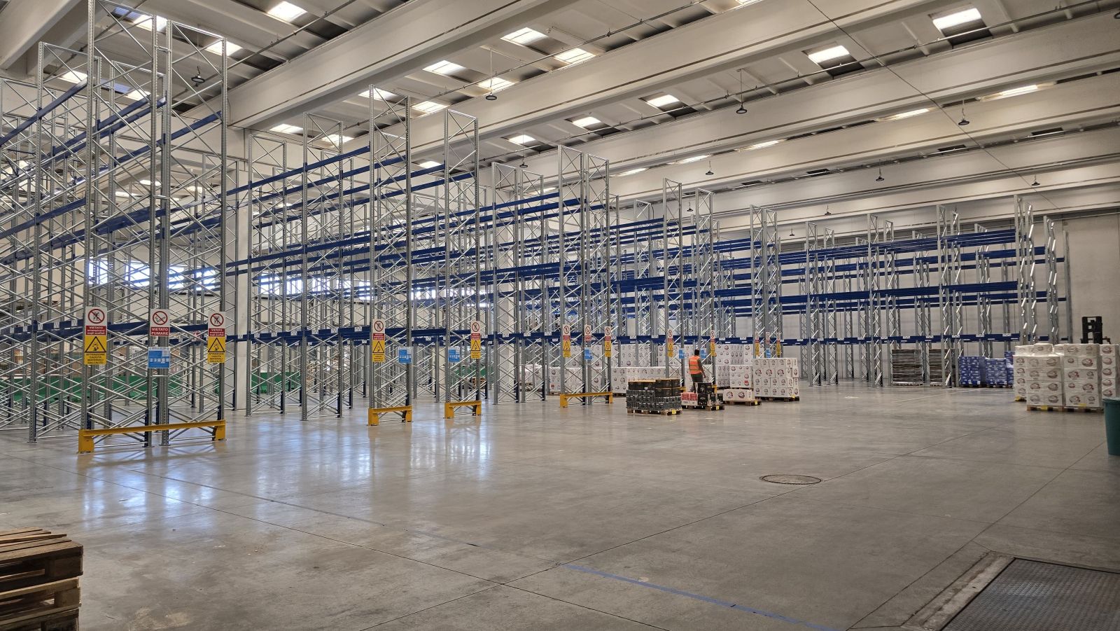 Kontraktlogistik in 35127 Padova (Italien) - Ceccarelli Group Srl